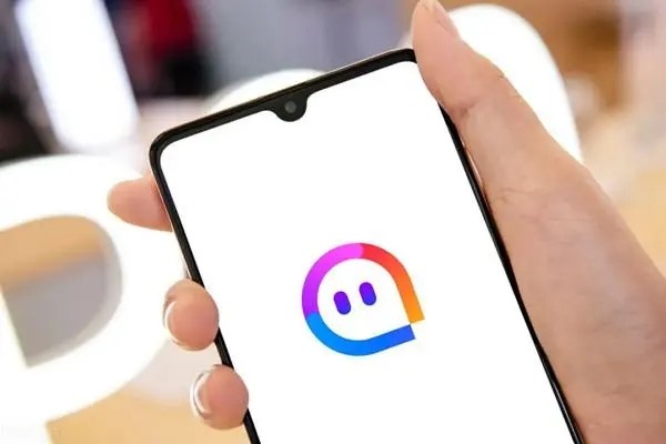 我陌陌被盗了，实名认证的，电话被改了，怎么找回啊？